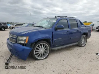 2013 Chevrolet Avalanche LS z VIN 3GNMCEE08DG261223, wystawiony jako Copart lot #52875655 z przebiegiem Nie podano mil oraz Szkoda całkowita • Salvage title. Historia ofert i sprzedaży dostępna na DreamBid. Obrazek 1.