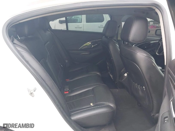 2016 Buick LaCrosse Leather with VIN 1G4GB5G31GF138865, listed as a IAAI auction lot 40330582 with 138,382 mi miles. Bid and sale history available at carsss.com. Image 8.