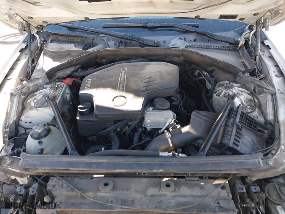 2015 BMW 5 Series 528i with VIN WBA5A5C53FD516889, listed as a IAAI auction lot 41920131 with 226,452 mi miles. Bid and sale history available at carsss.com. Image 10.