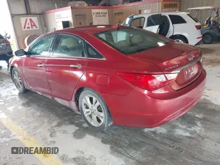 2011 Hyundai Sonata Limited with VIN 5NPEC4AC9BH268077, listed as a IAAI auction lot 41902841 with 207,224 mi miles and . Bid and sale history available at carsss.com. Image 3.