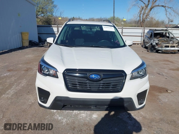 2019 Subaru Forester Premium with VIN JF2SKAGC8KH584520, listed as a IAAI auction lot 41805460 with 55,064 mi miles. Bid and sale history available at carsss.com. Image 12.