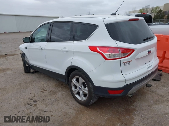 2016 Ford Escape SE with VIN 1FMCU0GX4GUB14442, listed as a IAAI auction lot 41826908 with Not Provided miles and . Bid and sale history available at carsss.com. Image 3.