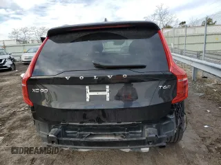 2021 Volvo XC90 Momentum with VIN YV4A22PK7M1753975, listed as a Copart auction lot 39497413 with 20,696 mi miles. Bid and sale history available at carsss.com. Image 6.