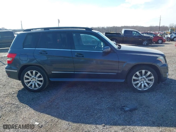 2010 Mercedes-Benz GLK-Class GLK 350 with VIN WDCGG8HB1AF399895, listed as a IAAI auction lot 41672642 with NaN miles. Bid and sale history available at carsss.com. Image 13.