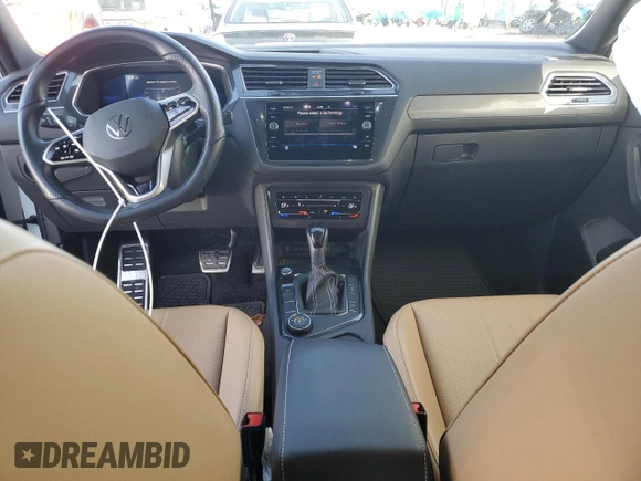 2022 Volkswagen Tiguan SE R-Line Black with VIN 3VV8B7AX8NM071695, listed as a Copart auction lot 87423714 with 27,776 mi miles and Salvage Title. Bid and sale history available at DreamBid. Image 8.