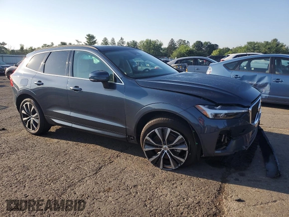 2022 Volvo XC60 Momentum with VIN YV4L12RKXN1970866, listed as a Copart auction lot 63609075 with 39,189 mi miles and Salvage title. Bid and sale history available at DreamBid. Image 4.