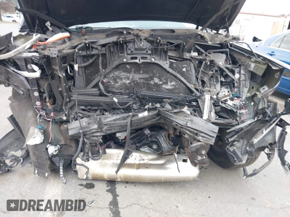 2017 Chevrolet Suburban LT z VIN 1GNSKHKC2HR315082, wystawiony jako IAAI lot #41545420 z przebiegiem 117 565 mil mil oraz . Historia ofert i sprzedaży dostępna na DreamBid. Obrazek 6.