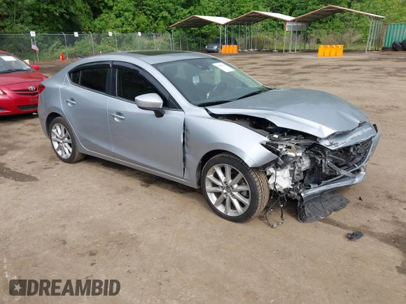 2017 Mazda 3 Grand Touring z VIN 3MZBN1W30HM133185, wystawiony jako IAAI lot #42279730 z przebiegiem 6 518 mil mil oraz . Historia ofert i sprzedaży dostępna na DreamBid. Obrazek 1.