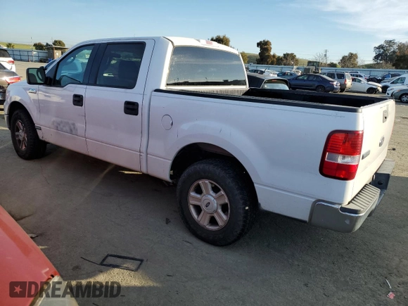 2004 Ford F-150 XLT with VIN 1FTRW12WX4KB83799, listed as a Copart auction lot 43431355 with 235,388 mi miles and Clean Title. Bid and sale history available at DreamBid. Image 2.