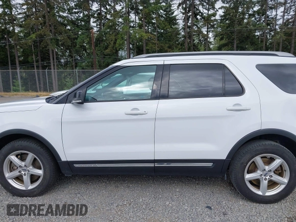 2017 Ford Explorer XLT z VIN 1FM5K8D86HGD43487, wystawiony jako IAAI lot #42532530 z przebiegiem 160 325 mil mil oraz . Historia ofert i sprzedaży dostępna na DreamBid. Obrazek 14.