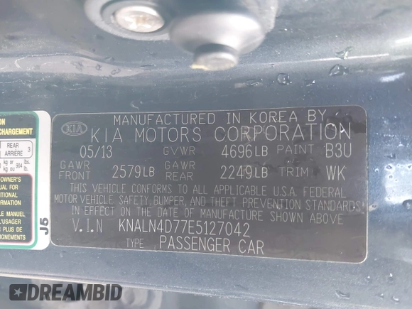 2014 Kia Cadenza Premium with VIN KNALN4D77E5127042, listed as a IAAI auction lot 41189073 with 131,059 mi miles. Bid and sale history available at carsss.com. Image 9.