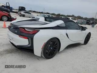 2019 BMW i8 z VIN WBY2Z6C50KVB83206, wystawiony jako Copart lot #81693973 z przebiegiem 25 712 mil mil oraz . Historia ofert i sprzedaży dostępna na DreamBid. Obrazek 3.