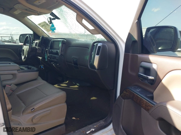2015 Chevrolet Silverado 1500 LT with VIN 3GCUKREC7FG358672, listed as a IAAI auction lot 41735598 with 197,446 mi miles. Bid and sale history available at carsss.com. Image 5.