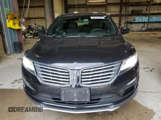 2016 Lincoln MKC Select z VIN 5LMCJ2D9XGUJ31639, wystawiony jako Copart lot #62773445 z przebiegiem 75 461 mil mil oraz Szkoda całkowita • Salvage title. Historia ofert i sprzedaży dostępna na DreamBid. Obrazek 5.