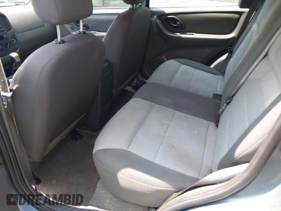2005 Ford Escape XLS с VIN 1FMCU92Z25KD15083, выставлен на аукционе IAAI как лот 42388015 с пробегом 198 975 миль миль и . История ставок и продаж доступна на DreamBid. Изображение 8.