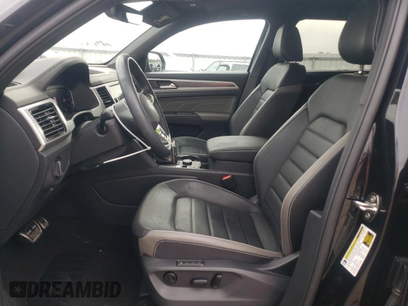 2023 Volkswagen Atlas SEL Premium R-Line с VIN 1V2FE2CA0PC223366, выставлен на аукционе Copart как лот 74196134 с пробегом 22 514 миль миль и Списание • Salvage title. История ставок и продаж доступна на DreamBid. Изображение 7.