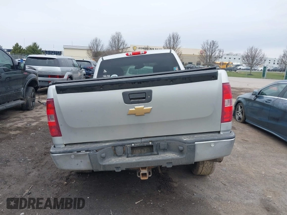 2013 Chevrolet Silverado 1500 LT with VIN 1GCRKSE72DZ239246, listed as a IAAI auction lot 41995553 with 190,290 mi miles and . Bid and sale history available at DreamBid. Image 16.