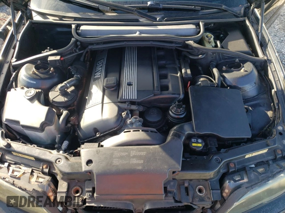 2005 BMW 3 Series 330i with VIN WBAEV53405KM42000, listed as a Copart auction lot 80365134 with 210,425 mi miles and Non Repairable. Bid and sale history available at carsss.com. Image 11.