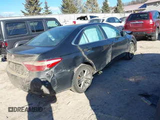 2017 Toyota Camry XLE z VIN 4T1BF1FK1HU277455, wystawiony jako IAAI lot #41441818 z przebiegiem 138 752 mil mil oraz . Historia ofert i sprzedaży dostępna na DreamBid. Obrazek 4.