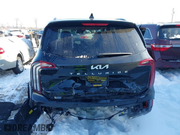 2025 Kia Telluride S with VIN 5XYP64GC3SG576327, listed as a IAAI auction lot 41263250 with 3,774 mi miles and . Bid and sale history available at DreamBid. Image 16.
