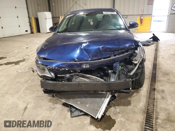 2018 Kia Optima LX z VIN 5XXGT4L38JG225981, wystawiony jako Copart lot #53051935 z przebiegiem 85 610 mil mil oraz Szkoda całkowita • Salvage title. Historia ofert i sprzedaży dostępna na DreamBid. Obrazek 5.