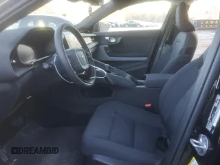 2024 Polestar 2 z VIN YSMFD3KA1RL222424, wystawiony jako Copart lot #47779655 z przebiegiem 8 575 mil mil oraz Szkoda całkowita • Salvage title. Historia ofert i sprzedaży dostępna na DreamBid. Obrazek 7.