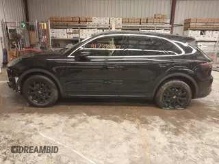 2020 Porsche Cayenne с VIN WP1AA2AY1LDA06726, выставлен на аукционе IAAI как лот 41788447 с пробегом 44 985 миль миль и . История ставок и продаж доступна на DreamBid. Изображение 15.