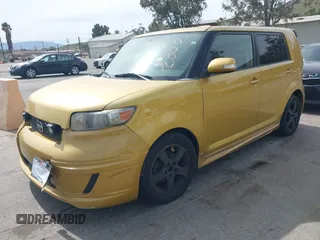 2008 Scion xB z VIN JTLKE50E181055165, wystawiony jako IAAI lot #41693117 z przebiegiem 176 615 mil mil oraz . Historia ofert i sprzedaży dostępna na DreamBid. Obrazek 2.