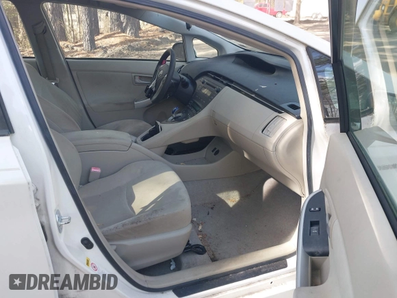 2010 Toyota Prius II z VIN JTDKN3DU9A0138694, wystawiony jako IAAI lot #41934061 z przebiegiem 58 839 mil mil oraz . Historia ofert i sprzedaży dostępna na DreamBid. Obrazek 5.