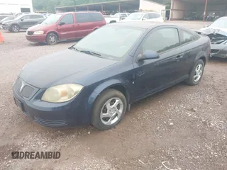 2008 Pontiac G5 z VIN 1G2AL18F187245231, wystawiony jako IAAI lot #42294288 z przebiegiem 154 967 mil mil oraz . Historia ofert i sprzedaży dostępna na DreamBid. Obrazek 2.