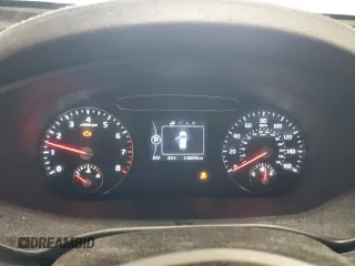 2016 Kia Sorento LX z VIN 5XYPG4A39GG073186, wystawiony jako Copart lot #57701815 z przebiegiem 146 835 mil mil oraz Szkoda całkowita • Salvage title. Historia ofert i sprzedaży dostępna na DreamBid. Obrazek 9.