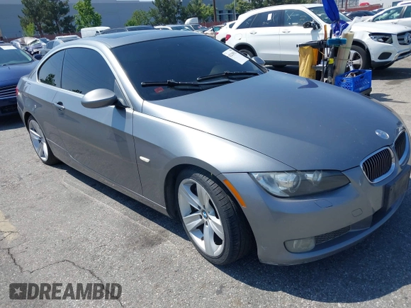 2007 BMW 3 Series 335i z VIN WBAWB735X7PV83843, wystawiony jako IAAI lot #42218921 z przebiegiem 169 401 mil mil oraz . Historia ofert i sprzedaży dostępna na DreamBid. Obrazek 1.