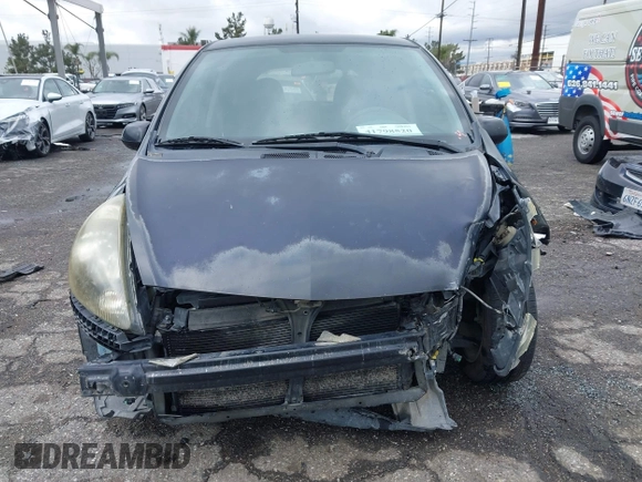 2008 Honda Fit Sport with VIN JHMGD386X8S063067, listed as a IAAI auction lot 41798520 with 282,302 mi miles. Bid and sale history available at carsss.com. Image 13.