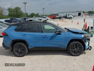 2024 Toyota RAV4 Hybrid XSE with VIN 4T3E6RFV4RU163271, listed as a IAAI auction lot 42237047 with 9,988 mi miles and . Bid and sale history available at DreamBid. Image 14.