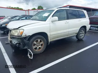 2005 Toyota Highlander z VIN JTEGP21AX50084893, wystawiony jako IAAI lot #42187305 z przebiegiem 275 113 mil mil oraz . Historia ofert i sprzedaży dostępna na DreamBid. Obrazek 2.