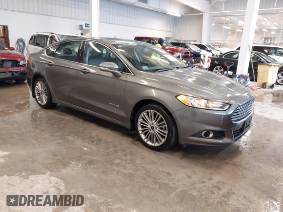 2014 Ford Fusion SE Hybrid with VIN 3FA6P0LU5ER310629, listed as a IAAI auction lot 41941852 with 53,739 mi miles. Bid and sale history available at carsss.com. Image 1.