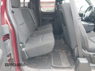 2013 GMC Sierra 1500 SLE with VIN 1GTR2VE74DZ130899, listed as a IAAI auction lot 42133032 with 184,144 mi miles and . Bid and sale history available at DreamBid. Image 8.