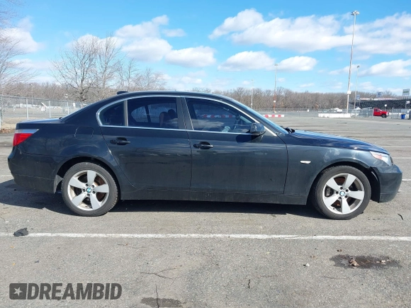 2007 BMW 5 Series 530xi with VIN WBANF735X7CY17406, listed as a IAAI auction lot 41592517 with 139,728 mi miles and . Bid and sale history available at carsss.com. Image 13.