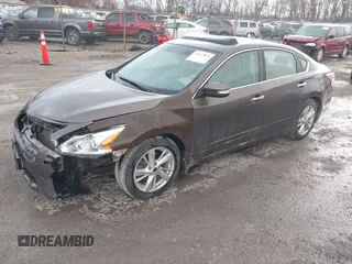 2014 Nissan Altima 2.5 with VIN 1N4AL3AP5EC164798, listed as a IAAI auction lot 41822821 with 176,554 mi miles. Bid and sale history available at carsss.com. Image 2.