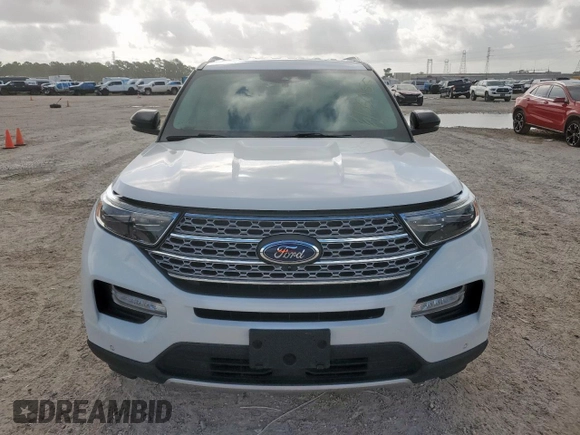 2022 Ford Explorer Limited with VIN 1FMSK7FH9NGA30472, listed as a Copart auction lot 61850155 with 48,201 mi miles and Salvage title. Bid and sale history available at DreamBid. Image 5.