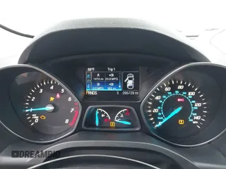 2014 Ford Escape SE with VIN 1FMCU0GX6EUD43105, listed as a IAAI auction lot 41728686 with 95,729 mi miles. Bid and sale history available at carsss.com. Image 7.