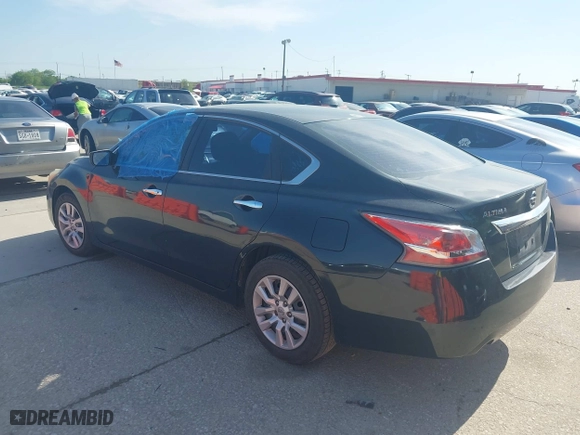 2015 Nissan Altima 2.5 with VIN 1N4AL3AP2FN308443, listed as a IAAI auction lot 41903828 with 219,522 mi miles. Bid and sale history available at carsss.com. Image 3.