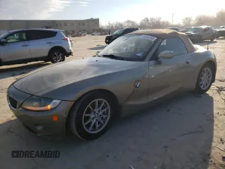 2005 BMW Z4 2.5i with VIN 4USBT33535LS55847, listed as a Copart auction lot 88036205 with 75,127 mi miles and Salvage Title. Bid and sale history available at carsss.com. Image 1.