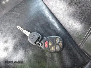 2009 Chevrolet Tahoe LTZ с VIN 1GNFK33009R236486, выставлен на аукционе IAAI как лот 40450586 с пробегом 206 277 миль миль и . История ставок и продаж доступна на DreamBid. Изображение 11.