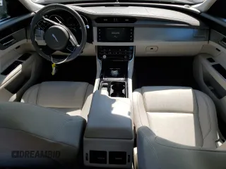 2016 Jaguar XF 35t Premium with VIN SAJBD4BV0GCY21512, listed as a Copart auction lot 66726984 with 129,346 mi miles and Salvage Title. Bid and sale history available at carsss.com. Image 8.