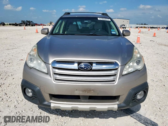 2014 Subaru Outback Limited with VIN 4S4BRBLC2E3303606, listed as a Copart auction lot 61862815 with 74,365 mi miles and Clean title. Bid and sale history available at DreamBid. Image 5.