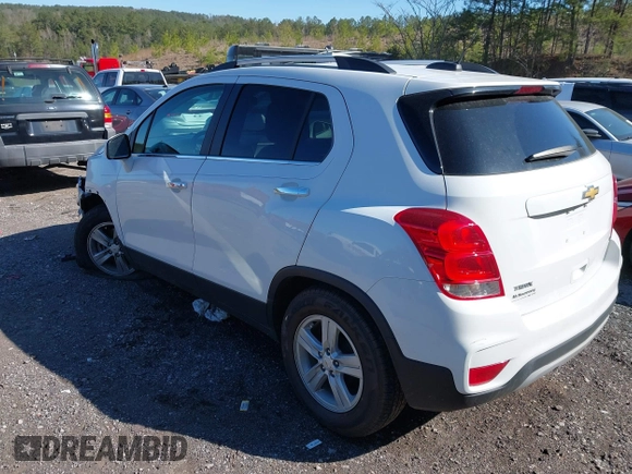 2020 Chevrolet Trax LT with VIN KL7CJLSB9LB005813, listed as a IAAI auction lot 41802888 with 31,212 mi miles and . Bid and sale history available at DreamBid. Image 3.