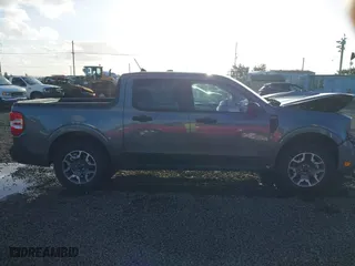 2024 Ford Maverick XLT with VIN 3FTTW8J92RRA71592, listed as a IAAI auction lot 41652661 with 1 mi miles. Bid and sale history available at carsss.com. Image 13.