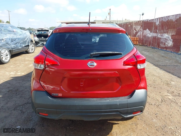 2018 Nissan Kicks SV with VIN 3N1CP5CU5JL517564, listed as a IAAI auction lot 41420021 with 79,472 mi miles. Bid and sale history available at carsss.com. Image 17.