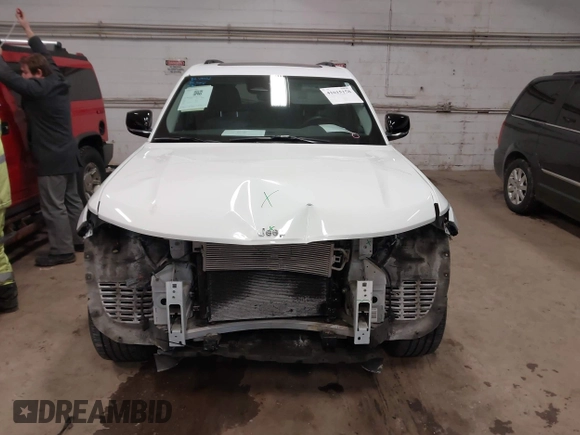 2022 Jeep Grand Cherokee Limited z VIN 1C4RJKBG7N8526645, wystawiony jako IAAI lot #41615158 z przebiegiem 36 576 mil mil oraz . Historia ofert i sprzedaży dostępna na DreamBid. Obrazek 13.